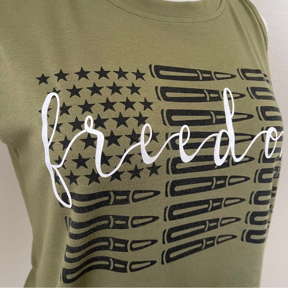 Freedom Second Amendment Tank Women’s Size Small EUC - Picture 3 of 9